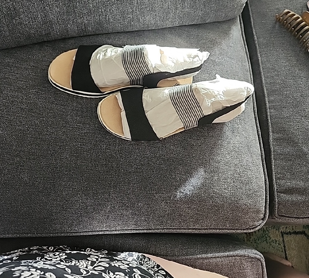 Lifestride Velocity Zing Black and White Striped Sandals 9.5W - Picture 3 of 5